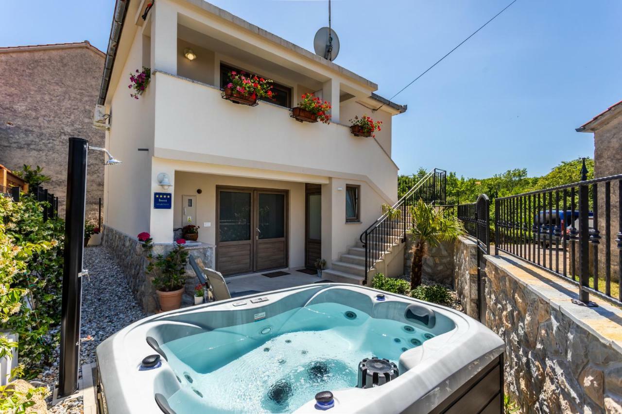 Relax Village Home Mare 克尔克 外观 照片